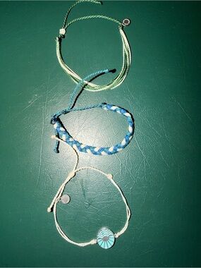 Set of 3 Blue & Cream Adjustable String Bracelets Pura Vida